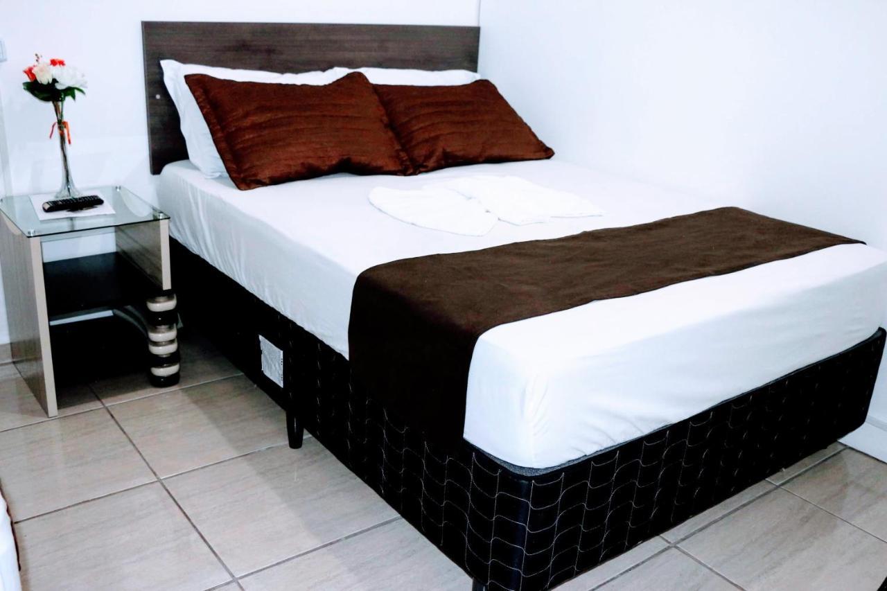Hotel Edinik Cafelandia  Экстерьер фото